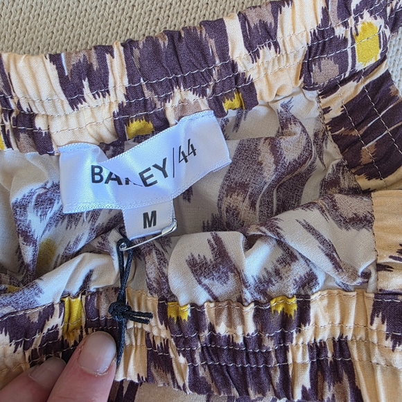 Bailey 44 One-Shoulder Aztec Print Crop Top w Elasticized Hem & Strap NWT S Med - Picture 3 of 9